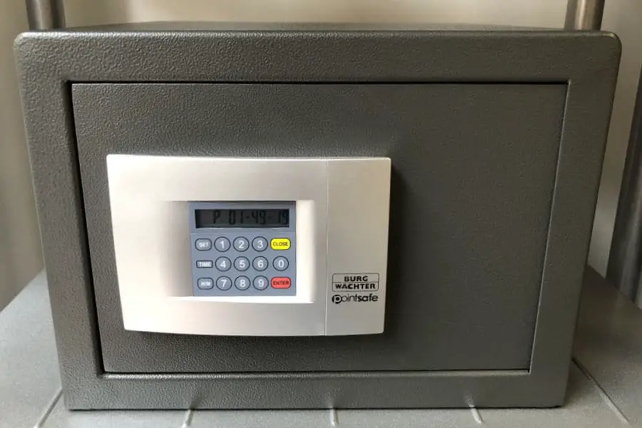 strongboxlarge Safe and Cosy